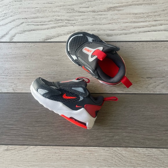 Nike Baby Black and Red AirMax Sneakers - Picture 1 of 7